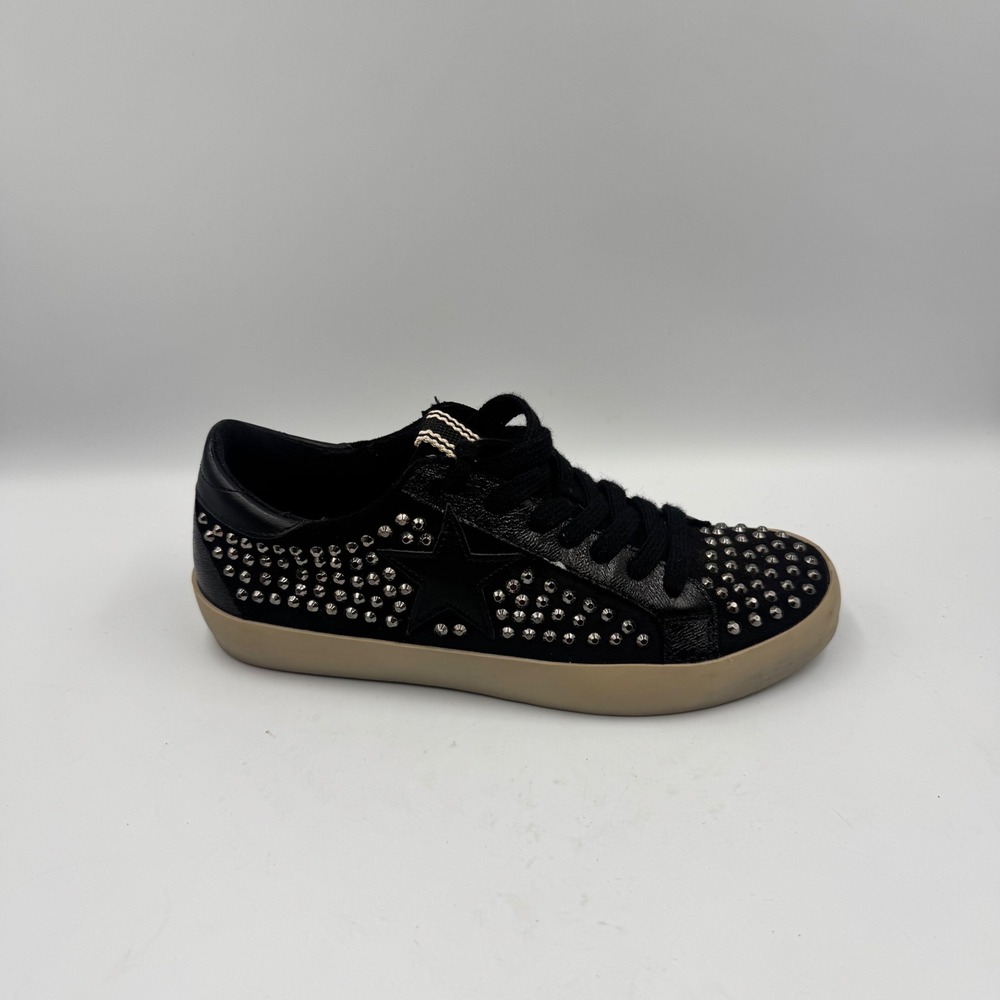 Shu Shop Rockstar Black Studded Star Low Top Sneakers Womens Size 6 Black Tan - Picture 2 of 11